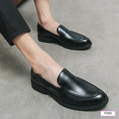 Titan Trail Formal Shoes